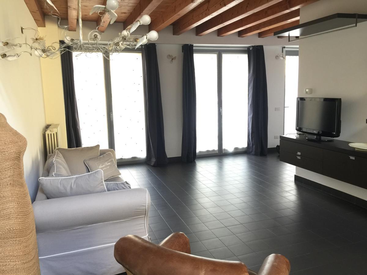 Navigli Downtown Cocco House Lägenhet Milano Exteriör bild